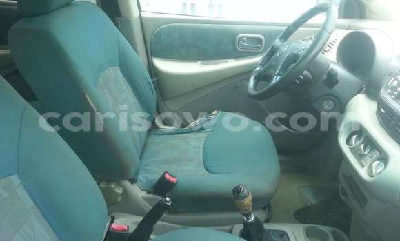 Sayi Na hannu Nissan Almera Azurfa Mota in Parakou a Benin Sayi Na hannu Nissan Almera Azurfa Mota in Parakou a Benin