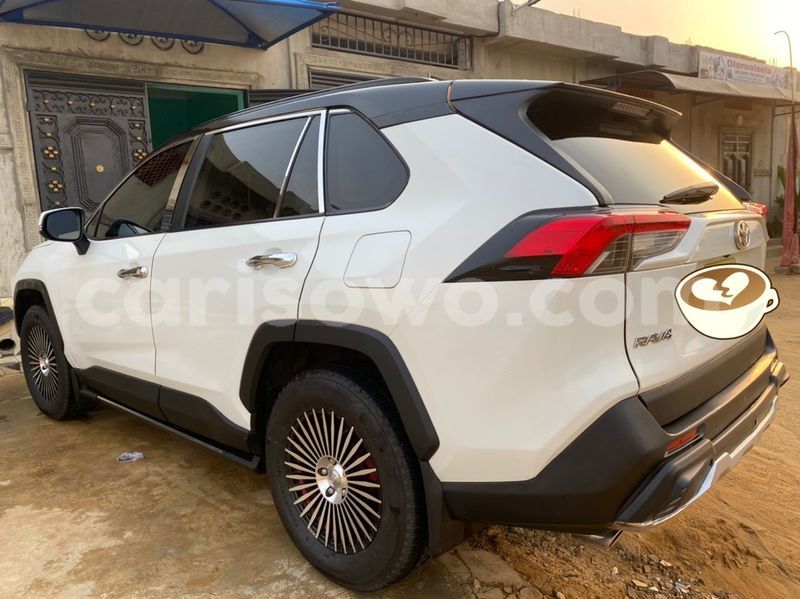 Big with watermark toyota rav4 benin abomey calavi 12824