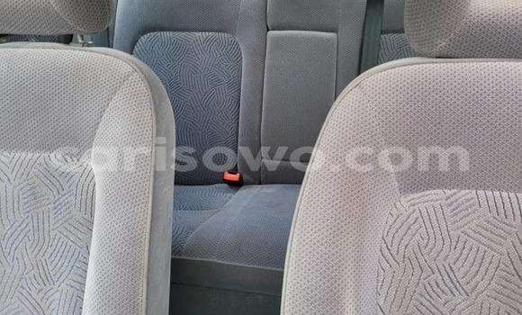 Ra Àlòkù Toyota Avensis Blue Ọkọ̀ in Abomey Calavi ni Benin Ra Àlòkù Toyota Avensis Blue Ọkọ̀ in Abomey Calavi ni Benin