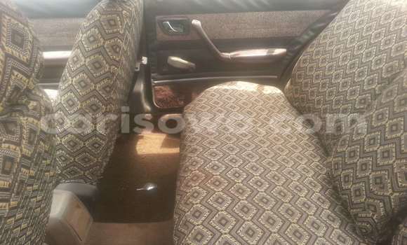 Acheter Occasion Voiture Peugeot 605 Marron à Savalou, Benin Acheter Occasion Voiture Peugeot 605 Marron à Savalou, Benin