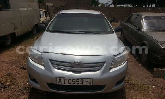 Sayi Na hannu Toyota Corolla Azurfa Mota in Savalou a Benin Sayi Na hannu Toyota Corolla Azurfa Mota in Savalou a Benin