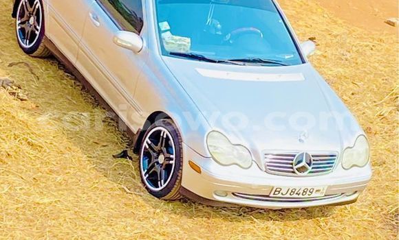 Acheter Occasion Voiture Mercedes-Benz C–Class Gris à Cotonou, Benin Acheter Occasion Voiture Mercedes-Benz C–Class Gris à Cotonou, Benin