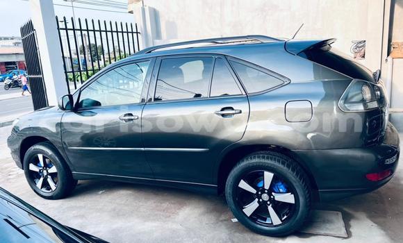 Sayi Na hannu Lexus RX 330 Black Mota in Cotonou a Benin Sayi Na hannu Lexus RX 330 Black Mota in Cotonou a Benin