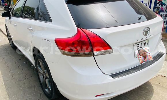 Acheter Occasion Voiture Toyota Venza Blanc à Cotonou, Benin Acheter Occasion Voiture Toyota Venza Blanc à Cotonou, Benin