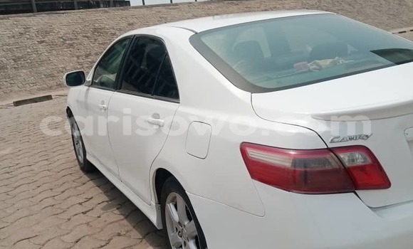 Buy Used Toyota Camry White Car in Abomey Calavi in Benign Buy Used Toyota Camry White Car in Abomey Calavi in Benign