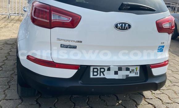 Buy Used Kia Sportage White Car in Cotonou in Benign