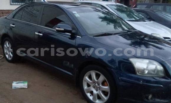 Ra Àlòkù Toyota Avensis Black Ọkọ̀ in Cotonou ni Benin