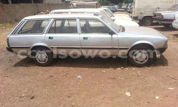 Sayi Na hannu Peugeot 605 Brown Mota in Parakou a Benin Sayi Na hannu Peugeot 605 Brown Mota in Parakou a Benin