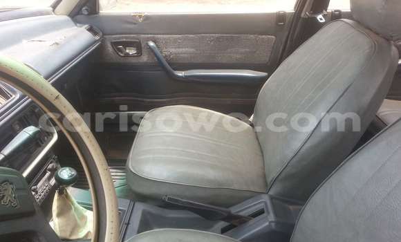 Sayi Na hannu Peugeot 605 Brown Mota in Parakou a Benin Sayi Na hannu Peugeot 605 Brown Mota in Parakou a Benin