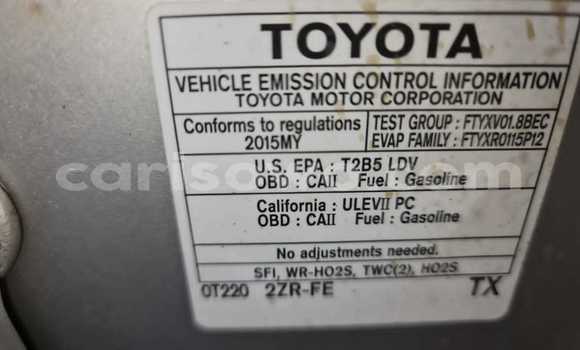 Sayi Na hannu Toyota Corolla Azurfa Mota in Abomey Calavi a Benin Sayi Na hannu Toyota Corolla Azurfa Mota in Abomey Calavi a Benin