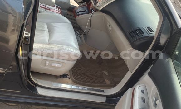 Sayi Na hannu Lexus RX 330 Black Mota in Cotonou a Benin Sayi Na hannu Lexus RX 330 Black Mota in Cotonou a Benin