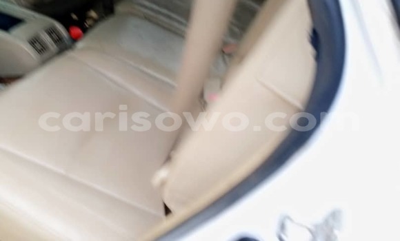 Sayi Na hannu Lexus RX 350 White Mota in Abomey Calavi a Benin Sayi Na hannu Lexus RX 350 White Mota in Abomey Calavi a Benin