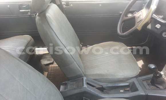 Ra Àlòkù Peugeot 605 funfun Ọkọ̀ in Savalou ni Benin Ra Àlòkù Peugeot 605 funfun Ọkọ̀ in Savalou ni Benin