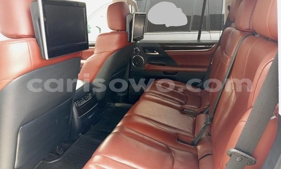 Acheter Import Voiture Lexus LX 570 Autre à Cotonou, Benin Acheter Import Voiture Lexus LX 570 Autre à Cotonou, Benin