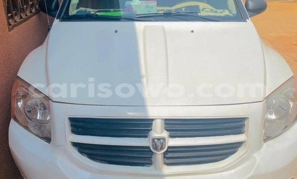 Buy Used Dodge Caliber White Car in Bohicon in Benign