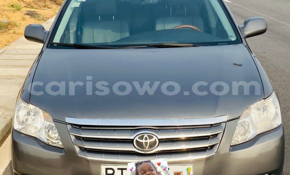 Ra Àlòkù Toyota Avalon Silver Ọkọ̀ in Abomey Calavi ni Benin Ra Àlòkù Toyota Avalon Silver Ọkọ̀ in Abomey Calavi ni Benin