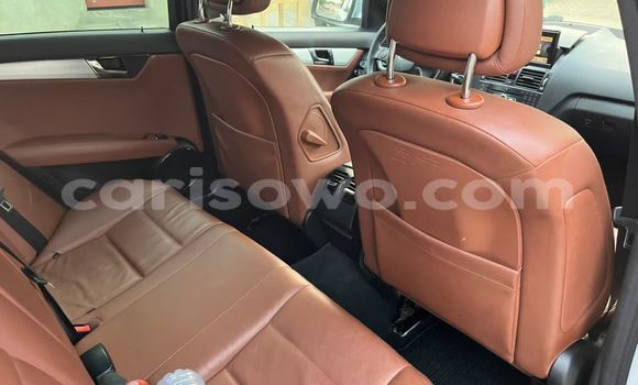 Acheter Occasion Voiture Mercedes-Benz C–Class Gris à Abomey Calavi, Benin Acheter Occasion Voiture Mercedes-Benz C–Class Gris à Abomey Calavi, Benin