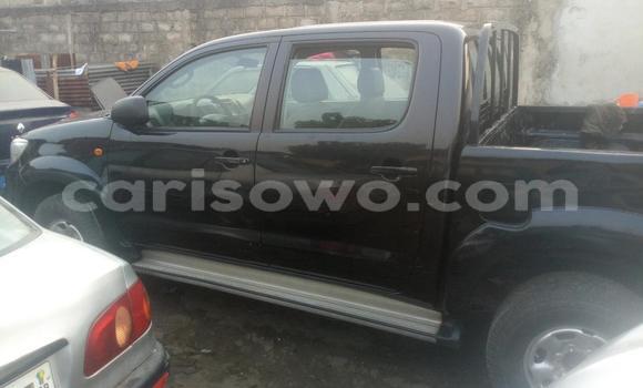 Sayi Na hannu Toyota Hilux Black Mota in Abomey Calavi a Benin Sayi Na hannu Toyota Hilux Black Mota in Abomey Calavi a Benin