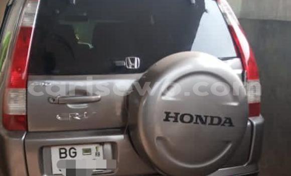 Ra Àlòkù Honda CR–V Silver Ọkọ̀ in Cotonou ni Benin Ra Àlòkù Honda CR–V Silver Ọkọ̀ in Cotonou ni Benin