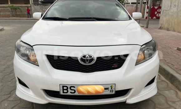 Acheter Occasion Voiture Toyota Corolla Blanc à Cotonou, Benin Acheter Occasion Voiture Toyota Corolla Blanc à Cotonou, Benin