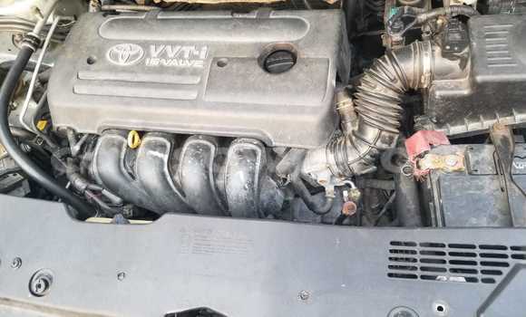 Sayi Na hannu Toyota Corolla Verso Azurfa Mota in Abomey Calavi a Benin Sayi Na hannu Toyota Corolla Verso Azurfa Mota in Abomey Calavi a Benin