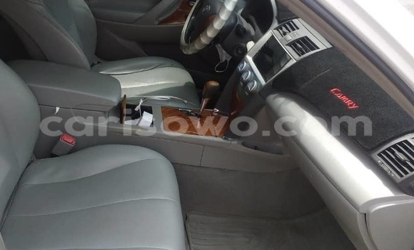 Acheter Occasion Voiture Toyota Camry Blanc à Cotonou, Benin Acheter Occasion Voiture Toyota Camry Blanc à Cotonou, Benin