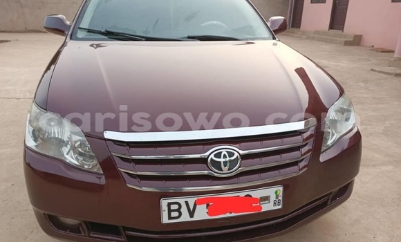 Acheter Occasion Voiture Toyota Avalon Rouge à Cotonou, Benin