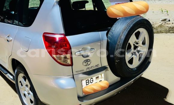 Buy Used Toyota RAV4 Blue Car in Abomey Calavi in Benign Buy Used Toyota RAV4 Blue Car in Abomey Calavi in Benign