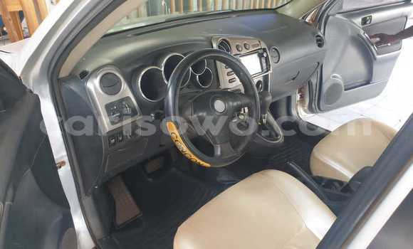 Sayi Na hannu Pontiac Vibe Sauran Mota in Cotonou a Benin Sayi Na hannu Pontiac Vibe Sauran Mota in Cotonou a Benin