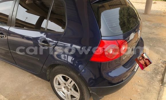 Sayi Na hannu Volkswagen Golf Blue Mota in Cotonou a Benin
