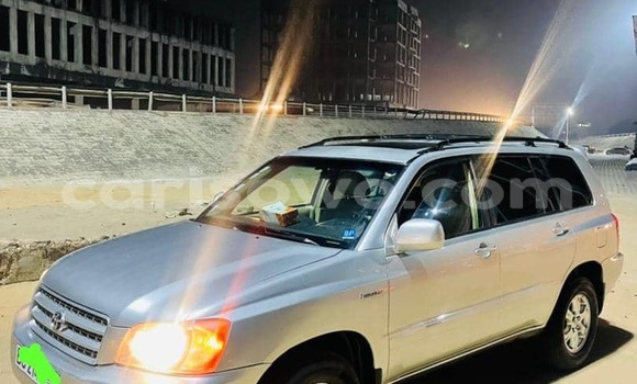 Buy Used Toyota Highlander Silver Car in Abomey Calavi in Benign