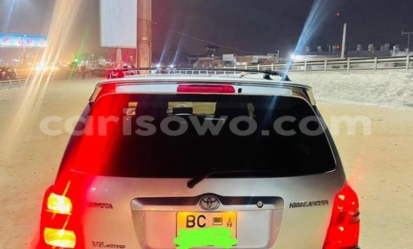 Ra Àlòkù Toyota Highlander Silver Ọkọ̀ in Abomey Calavi ni Benin Ra Àlòkù Toyota Highlander Silver Ọkọ̀ in Abomey Calavi ni Benin