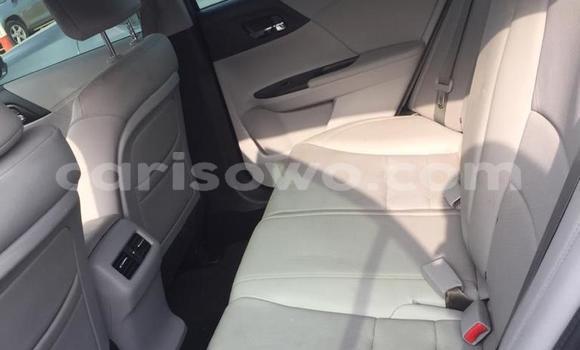 Ra Àlòkù Honda Accord Black Ọkọ̀ in Abomey Calavi ni Benin Ra Àlòkù Honda Accord Black Ọkọ̀ in Abomey Calavi ni Benin