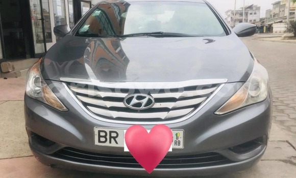 Sayi Na hannu Hyundai Sonata Black Mota in Cotonou a Benin