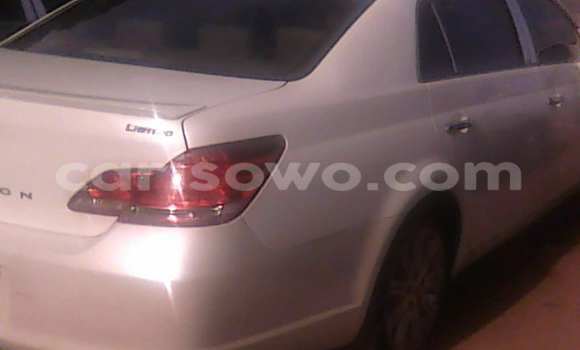 Acheter Occasion Voiture Toyota Avalon Blanc à Abomey Calavi, Benin Acheter Occasion Voiture Toyota Avalon Blanc à Abomey Calavi, Benin