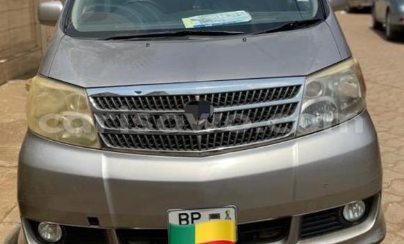 Sayi Na hannu Toyota Alphard Azurfa Mota in Abomey Calavi a Benin Sayi Na hannu Toyota Alphard Azurfa Mota in Abomey Calavi a Benin