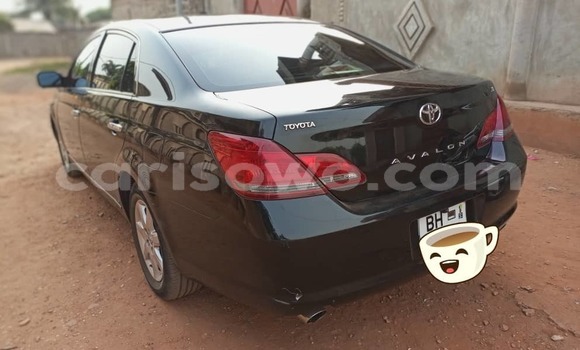 Ra Àlòkù Toyota Avalon Black Ọkọ̀ in Abomey Calavi ni Benin