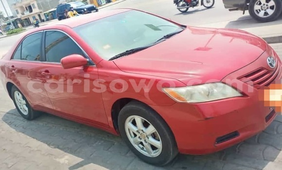 Acheter Occasion Voiture Toyota Camry Rouge à Abomey Calavi, Benin Acheter Occasion Voiture Toyota Camry Rouge à Abomey Calavi, Benin