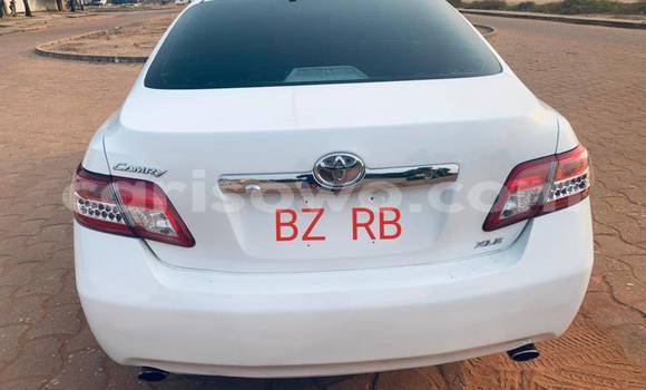 Acheter Occasion Voiture Toyota Camry Blanc à Cotonou, Benin