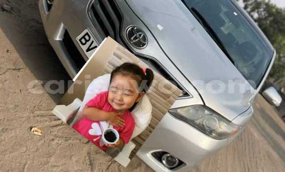 Ra Àlòkù Toyota Camry Alagara Ọkọ̀ in Cotonou ni Benin Ra Àlòkù Toyota Camry Alagara Ọkọ̀ in Cotonou ni Benin