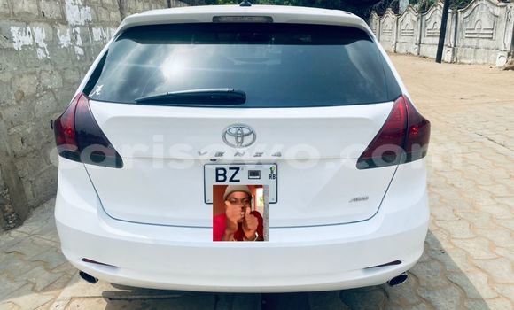 Acheter Occasion Voiture Toyota Venza Blanc à Cotonou, Benin