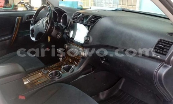 Buy Used Toyota Highlander White Car in Cotonou in Benign Buy Used Toyota Highlander White Car in Cotonou in Benign