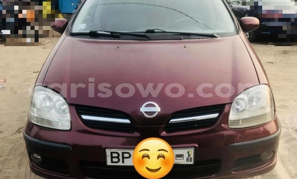 Sayi Na hannu Nissan Almera Tino Red Mota in Abomey Calavi a Benin Sayi Na hannu Nissan Almera Tino Red Mota in Abomey Calavi a Benin