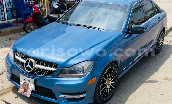 Acheter Occasion Voiture Mercedes-Benz CLS250 Bleu à Cotonou, Benin Acheter Occasion Voiture Mercedes-Benz CLS250 Bleu à Cotonou, Benin