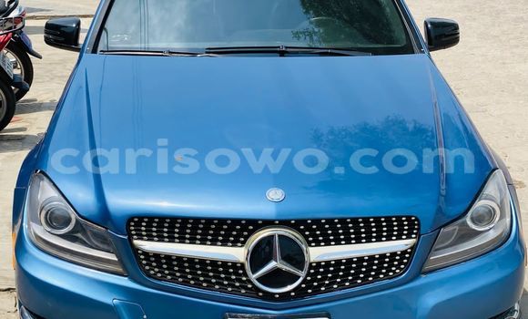 Ra Àlòkù Mercedes-Benz CLS250 Blue Ọkọ̀ in Cotonou ni Benin Ra Àlòkù Mercedes-Benz CLS250 Blue Ọkọ̀ in Cotonou ni Benin