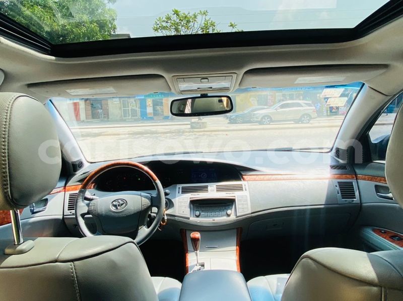 Big with watermark toyota avalon benin cotonou 12996