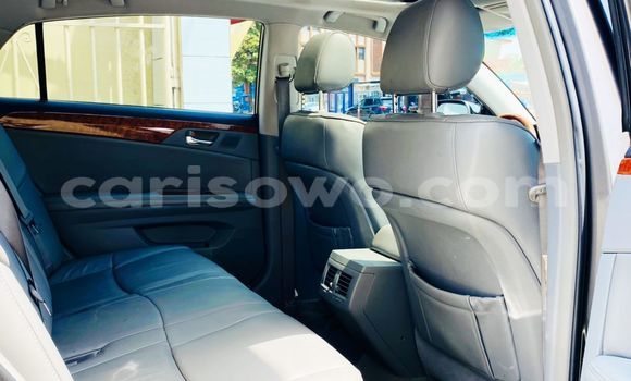 Buy Used Toyota Avalon Other Car in Cotonou in Benign Buy Used Toyota Avalon Other Car in Cotonou in Benign