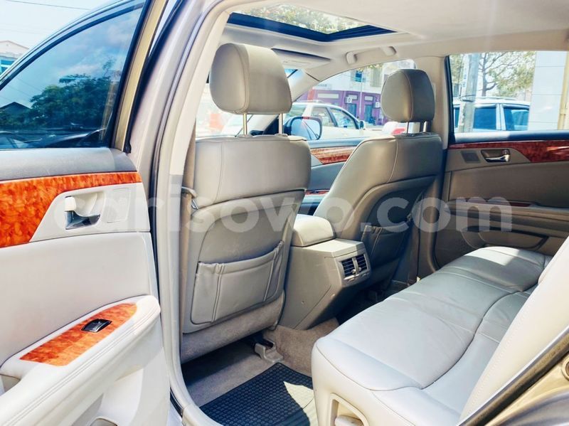 Big with watermark toyota avalon benin cotonou 12996