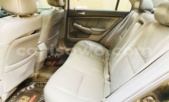 Acheter Occasion Voiture Honda Accord Gris à Cotonou, Benin Acheter Occasion Voiture Honda Accord Gris à Cotonou, Benin