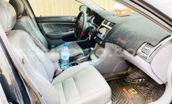 Acheter Occasion Voiture Honda Accord Gris à Cotonou, Benin Acheter Occasion Voiture Honda Accord Gris à Cotonou, Benin